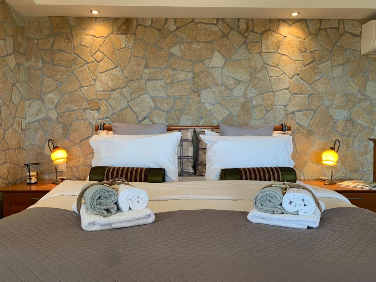דירות אפאנומי Doormat# Wait 'N Sea, Jacuzzi, Luxury Stone House מראה חיצוני תמונה