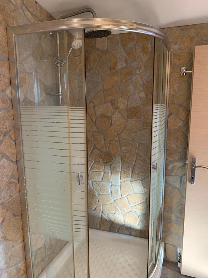 דירות אפאנומי Doormat# Wait 'N Sea, Jacuzzi, Luxury Stone House מראה חיצוני תמונה